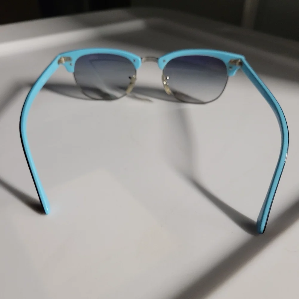 Rayban women's clubmaster sunglasses in black and powder blue - Picture 4 of 6